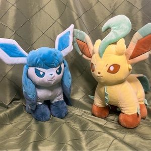 Build A Bear Pokemon Glaceon And Leafeon 15” Plushies